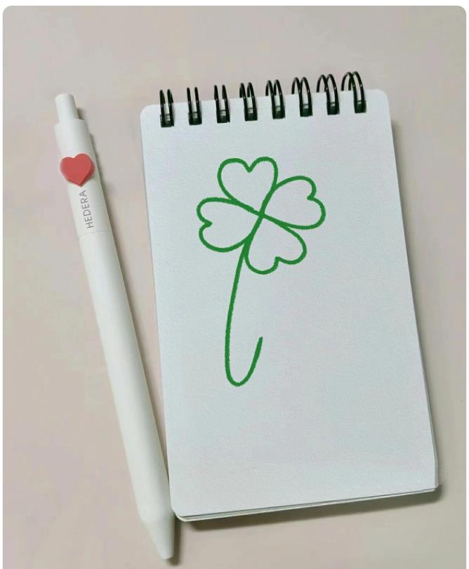 一笔画四叶草怎么画 四叶草画法简笔画