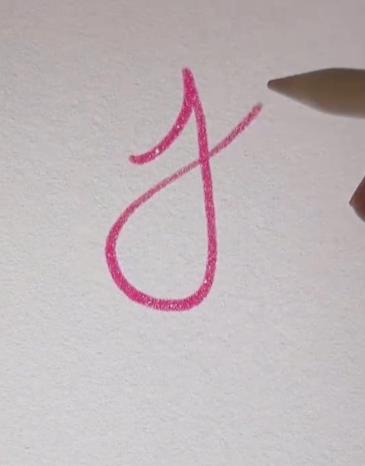 一笔画郁金香的画法简单图片教程