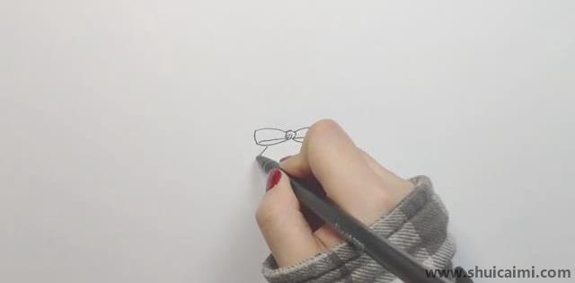 蝴蝶结儿童简笔画怎么画 蝴蝶结儿童画简单
