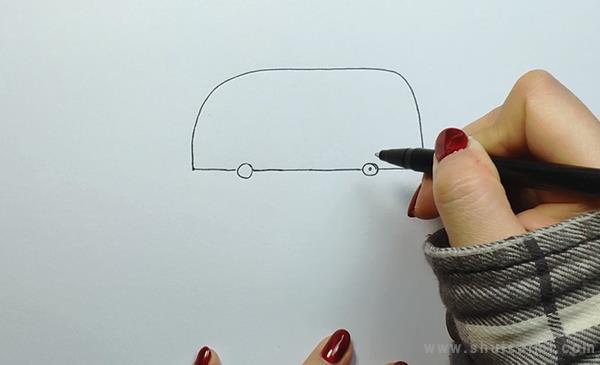 公交车简笔画怎么画 公交车简笔画图片