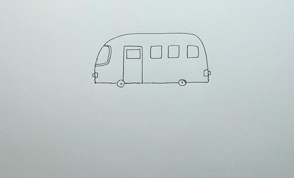 公交车简笔画怎么画 公交车简笔画图片